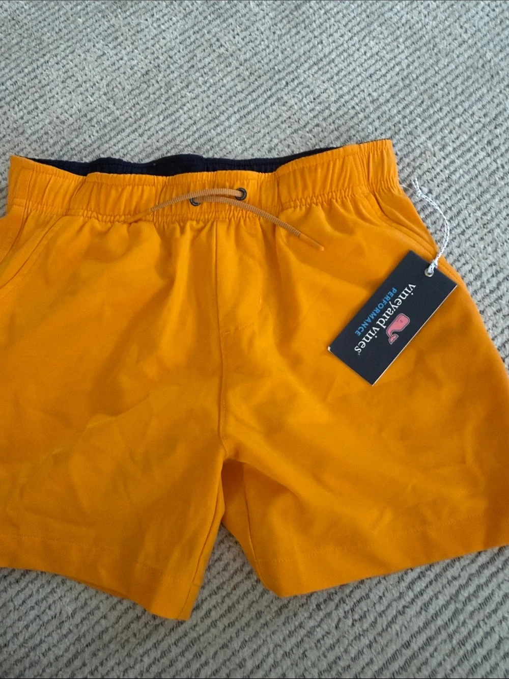 NWT vineyard vines boys size medium Orange Elastic Waist shorts